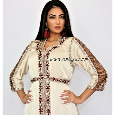 caftan haute couture,caftan moderne pas cher en ligne,takchita moderne ,takchita 2019,takchita perlé chic ,caftan tendance 2019