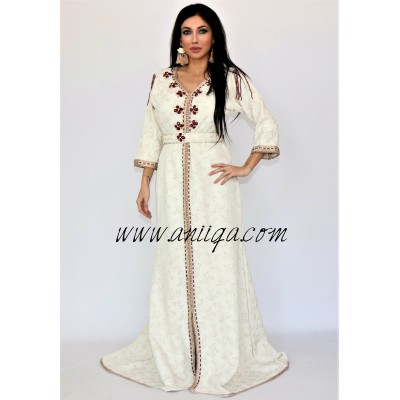 Caftan blanc sirène brocard perlé