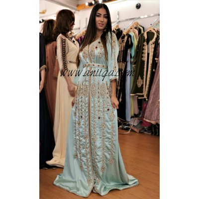 takchita haut de gamme ,caftan vert eau haute couture ,caftan perlé,takchita 2019,takchita pas cher