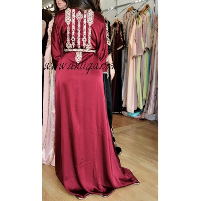 robe marocaine ,caftan orientale ,caftan ,caftan bordeau pas cher,caftan simple,caftan chic ,caftan de luxe pas cher