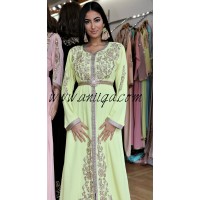 vente caftan,caftan en ligne,caftan perlé 2019,caftan perlé et brodé ,caftan,takchita,caftan moderne ,caftan hlel ,caftan marié