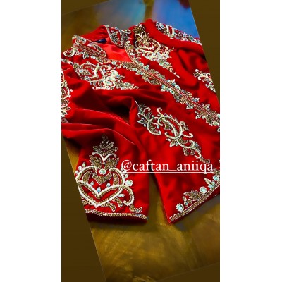 karakou moderne rouge