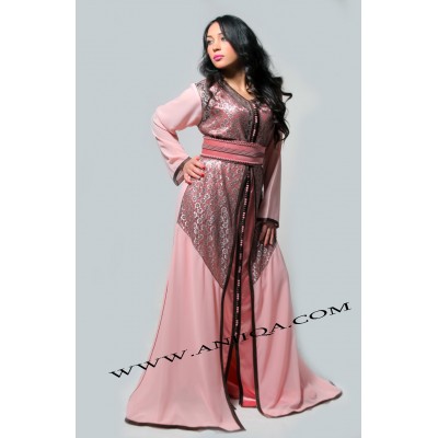 caftan marocain rose poudré